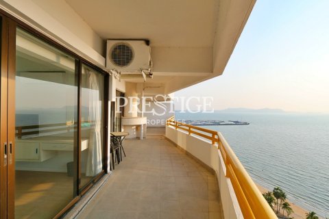 Condo à Pattaya, Thaïlande, 3 chambres № 198520 - photo 15