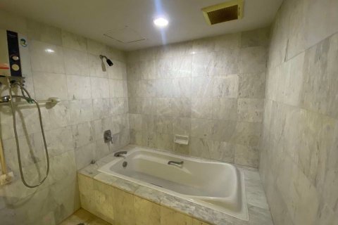 Condominio de 1 dormitorio en Bang Rak, Bangkok, Tailandia № 47587 - foto 14