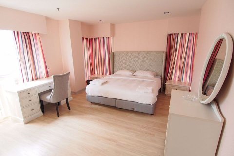 Condominio de 4 dormitorios en Watthana, Bangkok, Tailandia № 47590 - foto 10