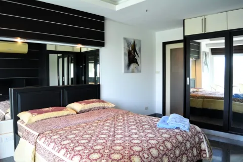Apartamento de 1 dormitorio en Pattaya, Tailandia № 155497 - foto 22