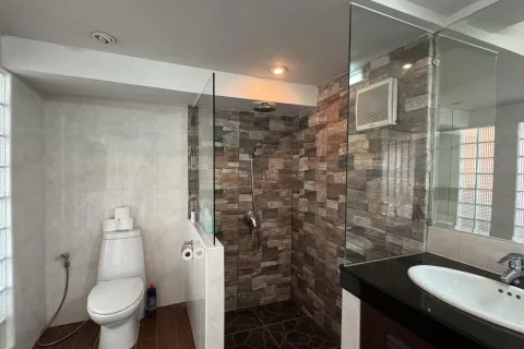 Apartamento de 1 dormitorio en Pattaya, Tailandia № 155493 - foto 17