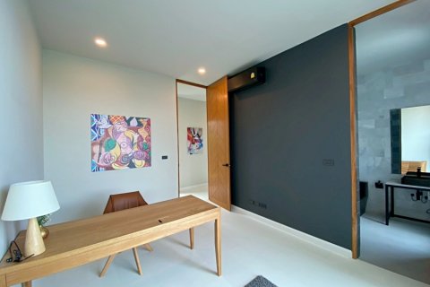 Chalet de 5 dormitorios en Hua Hin, Tailandia № 168340 - foto 14