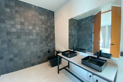 Chalet de 5 dormitorios en Hua Hin, Tailandia № 168340 - foto 19