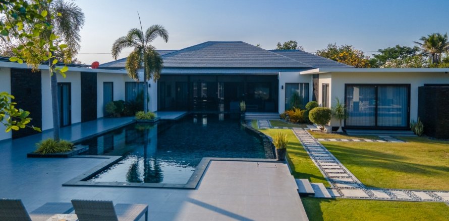 Chalet de 6 dormitorios en Hua Hin, Tailandia № 168382