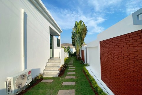 Chalet de 2 dormitorios en Hua Hin, Tailandia № 168347 - foto 10