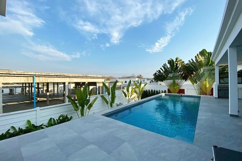 Chalet de 2 dormitorios en Hua Hin, Tailandia № 168347 - foto 5
