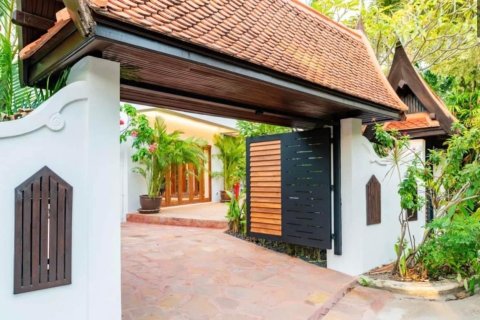 Villa in Ko Samui, Thailand 3 bedrooms № 172438 - photo 14
