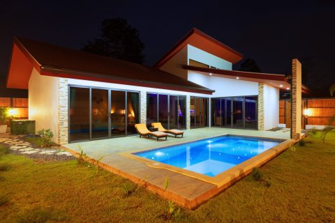 Chalet de 3 dormitorios en Ko Samui, Tailandia № 172442 - foto 4