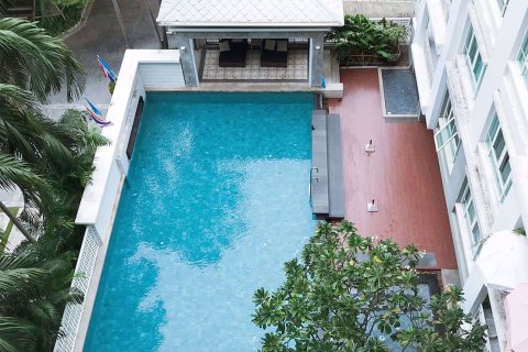 Condominio de 1 dormitorio en Khlong San, Bangkok, Tailandia № 54191 - foto 12