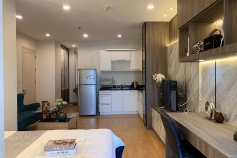 Condominio de 1 dormitorio en Bangkok, Tailandia № 157622 - foto 4