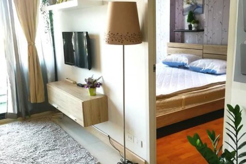Studio in the Condo in Khlong Toei, Bangkok, Thailand № 159381 - photo 4