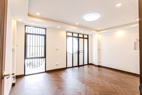 Casa de 4 dormitorios en Bangkok, Tailandia № 159384 - foto 23