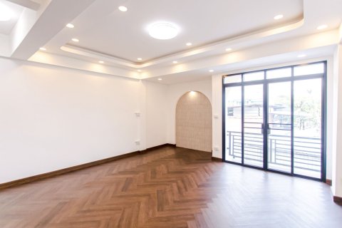 Casa de 4 dormitorios en Bangkok, Tailandia № 159384 - foto 15