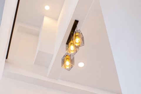 Casa de 4 dormitorios en Bangkok, Tailandia № 159384 - foto 10