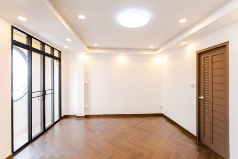 Casa de 4 dormitorios en Bangkok, Tailandia № 159384 - foto 21