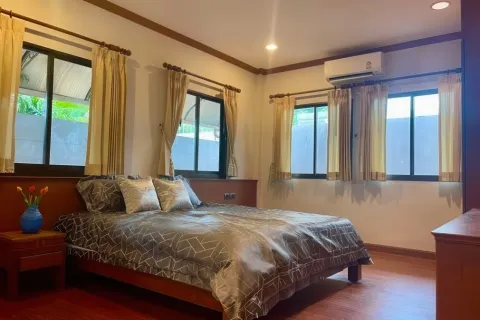 Casa de 3 dormitorios en Pattaya, Tailandia № 155647 - foto 8