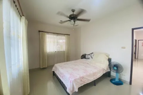 Casa de 3 dormitorios en Pattaya, Tailandia № 155646 - foto 13