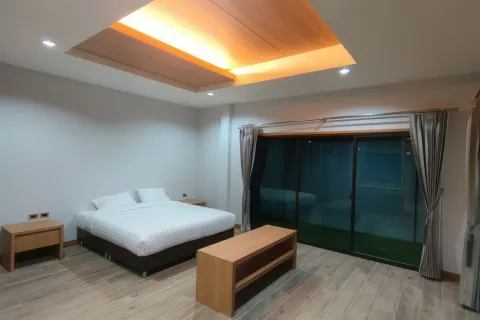 Casa de 3 dormitorios en Pattaya, Tailandia № 155650 - foto 17