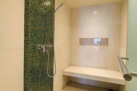 Condominio de 2 dormitorios en Bang Rak, Bangkok, Tailandia № 133681 - foto 11