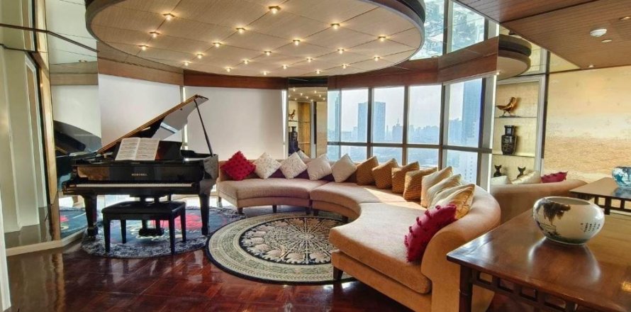 Condominio de 2 dormitorios en Bang Rak, Bangkok, Tailandia № 133681