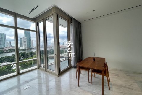 Condominio de 2 dormitorios en Sathon, Bangkok, Tailandia № 133675 - foto 25