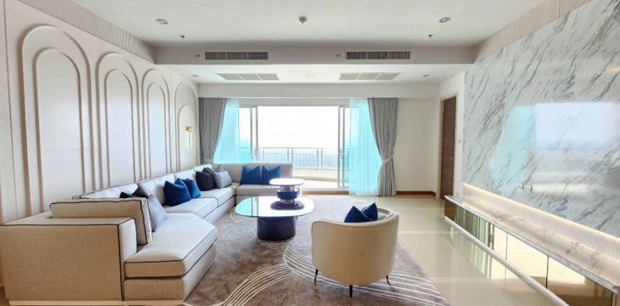 Condominio de 4 dormitorios en Sathon, Bangkok, Tailandia № 133677