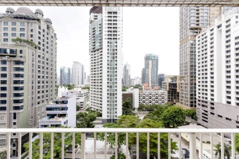 Condominio de 3 dormitorios en Bangkok, Tailandia № 133680 - foto 16