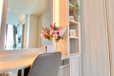 Condominio de 1 dormitorio en Watthana, Bangkok, Tailandia № 133676 - foto 16