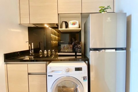 Condominio de 1 dormitorio en Watthana, Bangkok, Tailandia № 133676 - foto 8