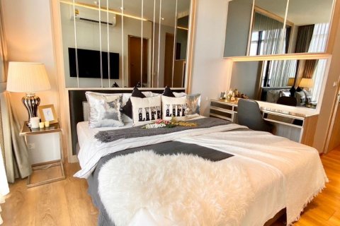 Condominio de 1 dormitorio en Watthana, Bangkok, Tailandia № 133676 - foto 10
