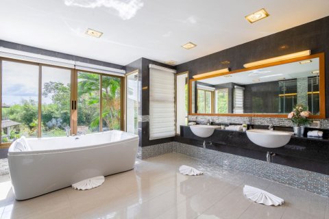 Chalet de 5 dormitorios en Phuket, Tailandia № 133805 - foto 7