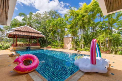 Chalet de 5 dormitorios en Phuket, Tailandia № 133805 - foto 17