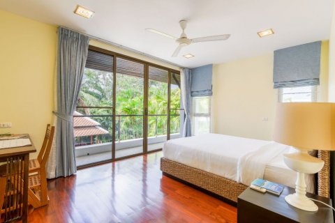 Chalet de 5 dormitorios en Phuket, Tailandia № 133805 - foto 6