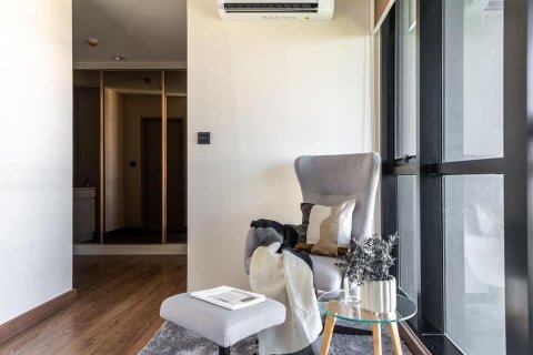Condominio de 3 dormitorios en Phra Khanong, Bangkok, Tailandia № 133806 - foto 19