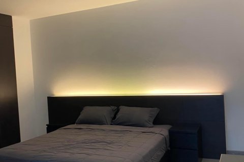 Eigentumswohnung in Watthana, Bangkok, Thailand, 2 Schlafzimmer  № 133754 - Foto 17