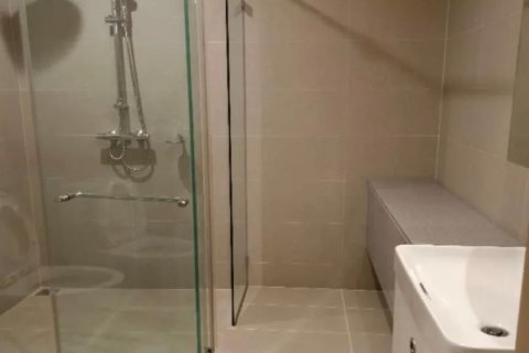 Condominio de 1 dormitorio en Pathum Wan, Bangkok, Tailandia № 133804 - foto 15