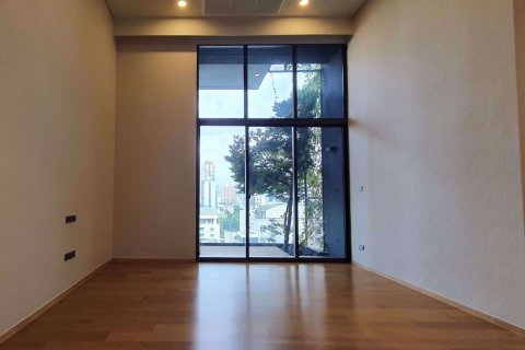 Dúplex de 1 dormitorio en Watthana, Bangkok, Tailandia № 71583 - foto 3