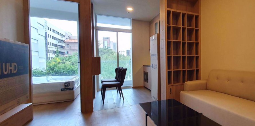 Condominio de 1 dormitorio en Khlong Toei, Bangkok, Tailandia № 71587