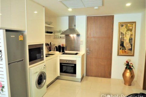 Condominio de 2 dormitorios en Pattaya, Tailandia № 57873 - foto 5