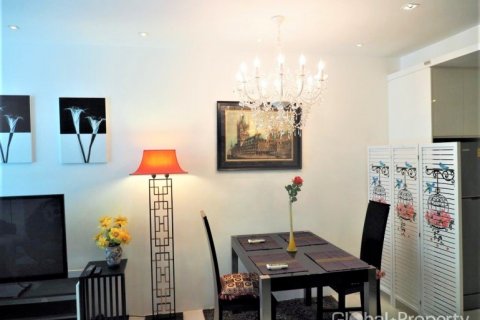 Condominio de 2 dormitorios en Pattaya, Tailandia № 57873 - foto 4