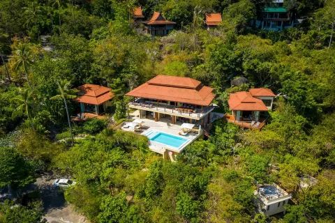 Chalet de 5 dormitorios en Ko Samui, Tailandia № 190684 - foto 2