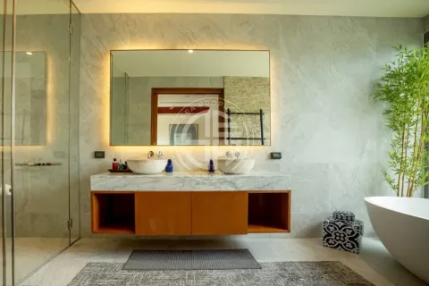 Chalet de 4 dormitorios en Phuket, Tailandia № 190685 - foto 10