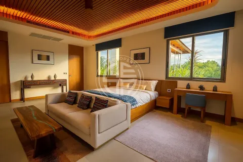 Chalet de 4 dormitorios en Phuket, Tailandia № 190685 - foto 13