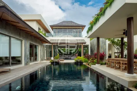 Chalet de 4 dormitorios en Phuket, Tailandia № 190685 - foto 23