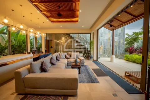 Chalet de 4 dormitorios en Phuket, Tailandia № 190685 - foto 6