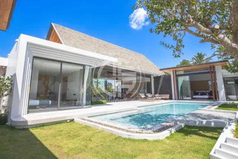 Chalet de 4 dormitorios en Bang Tao, Tailandia № 190687 - foto 4