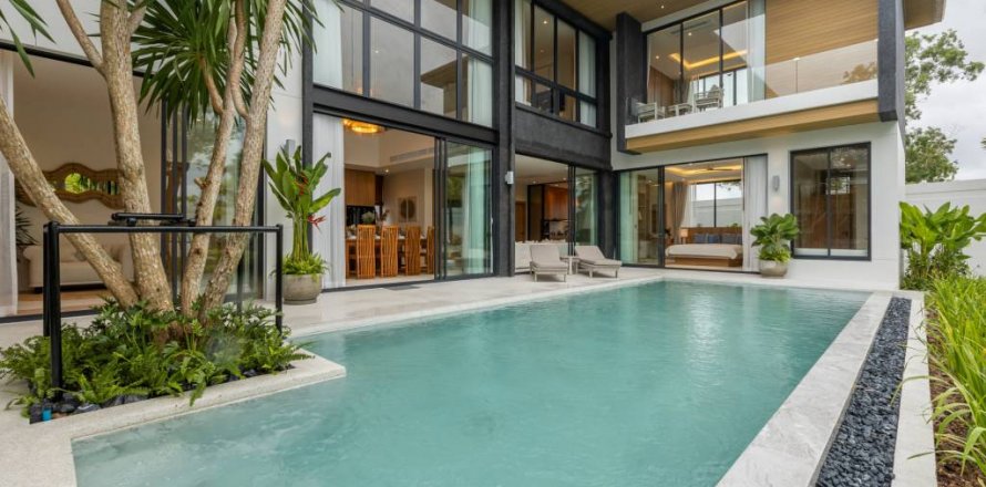 Chalet de 5 dormitorios en Phuket, Tailandia № 135171