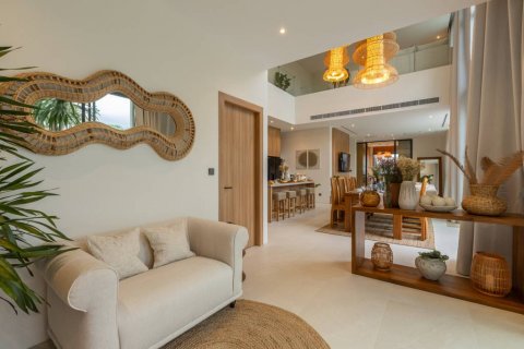 Chalet de 5 dormitorios en Phuket, Tailandia № 135171 - foto 8