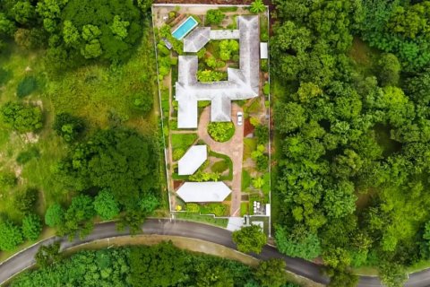 Chalet de 5 dormitorios en Cha-am, Tailandia № 135168 - foto 3
