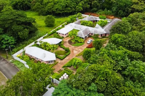 Chalet de 5 dormitorios en Cha-am, Tailandia № 135168 - foto 4